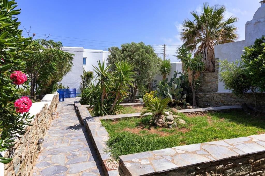 Holiday home Tinos Beautiful Sunrise Near Agios Sostis